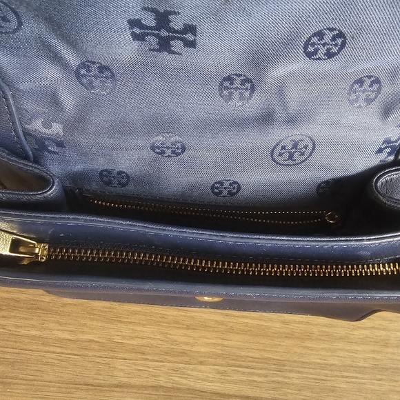 Tory Burch Alexa Combo - Picture 1 of 10